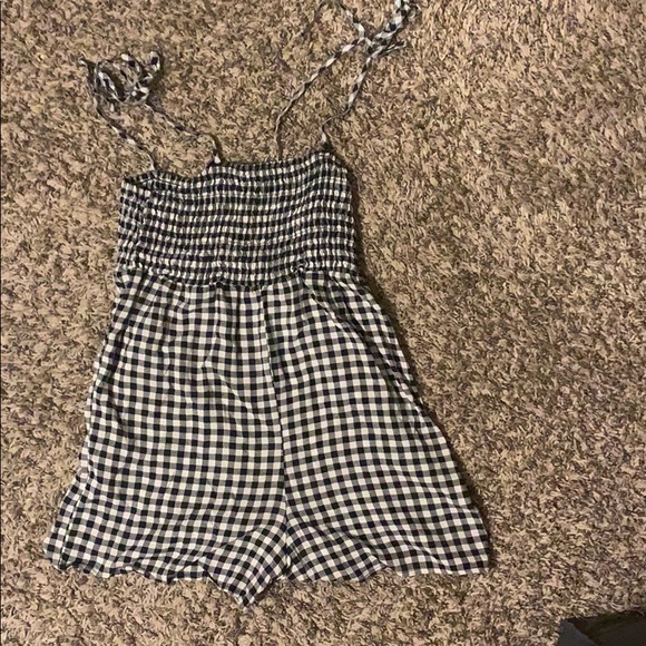 Urban Outfitters romper - Picture 2 of 2
